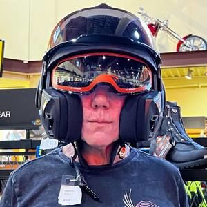 Meet your Posher, Janet